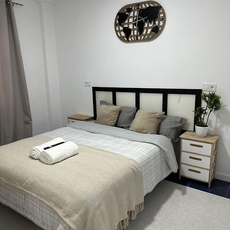 Rooms Mediavilla มาดริด ภายนอก รูปภาพ