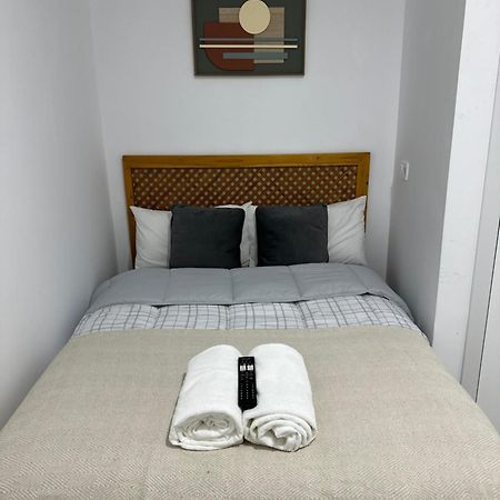 Rooms Mediavilla มาดริด ภายนอก รูปภาพ
